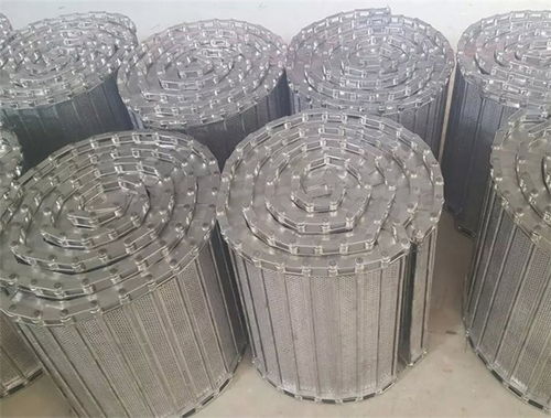 不銹鋼鏈板輸送帶與森喆金屬網鏈廠家的專業(yè)解析
